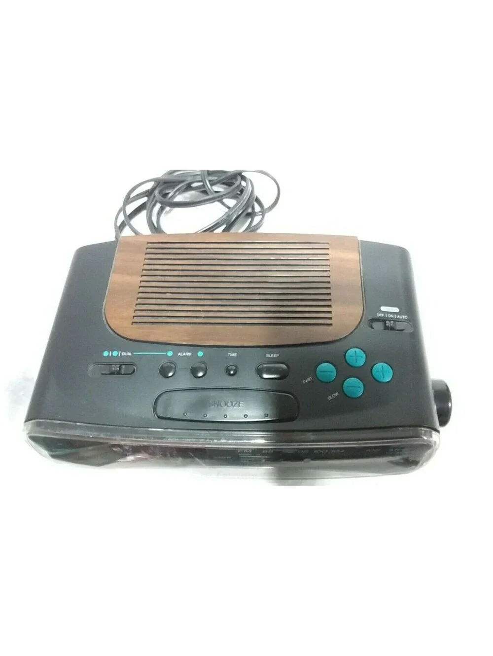 Emerson CK5045 Digital Dual Alarm Clock Radio Black Wood Grain Vintage AM/FM Tes